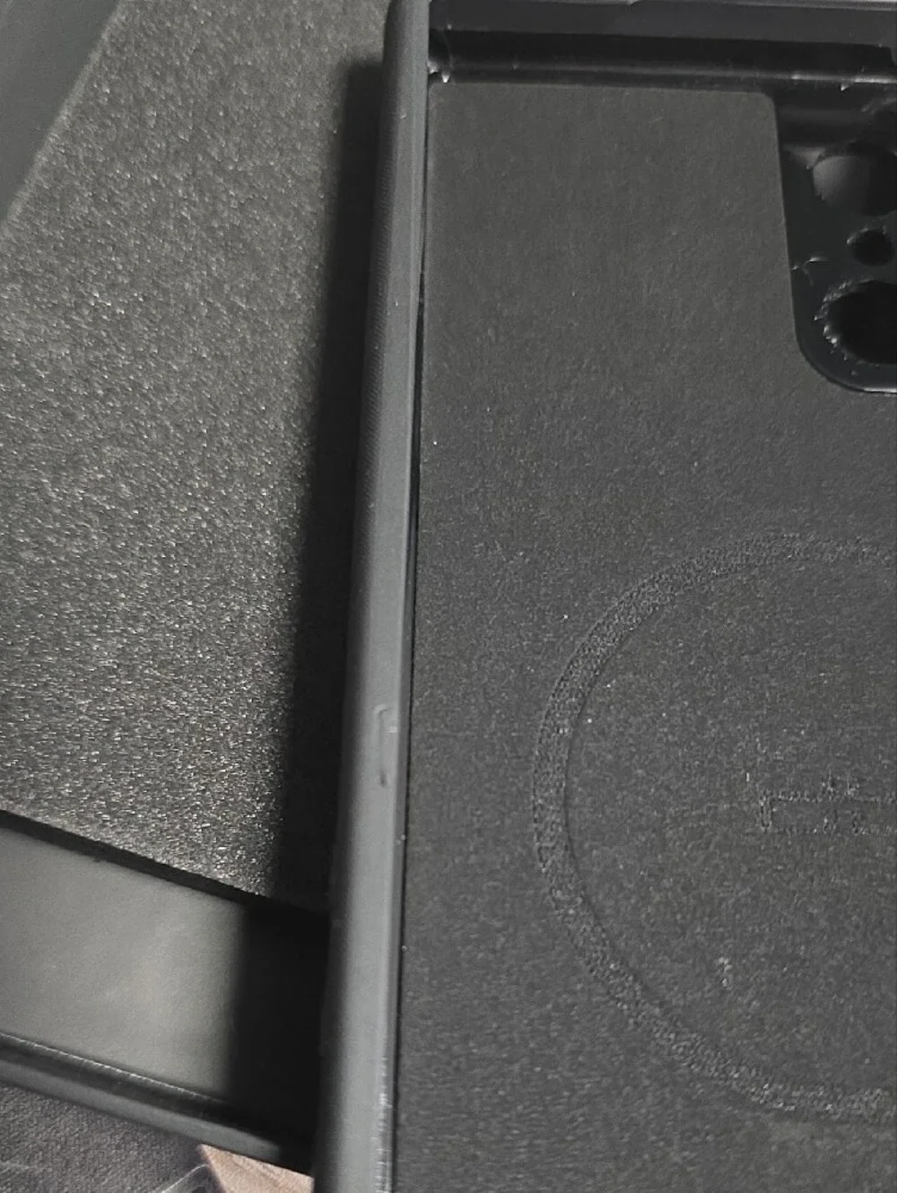 Dbrand Grip Samsung S24 Ultra Magsafe Case